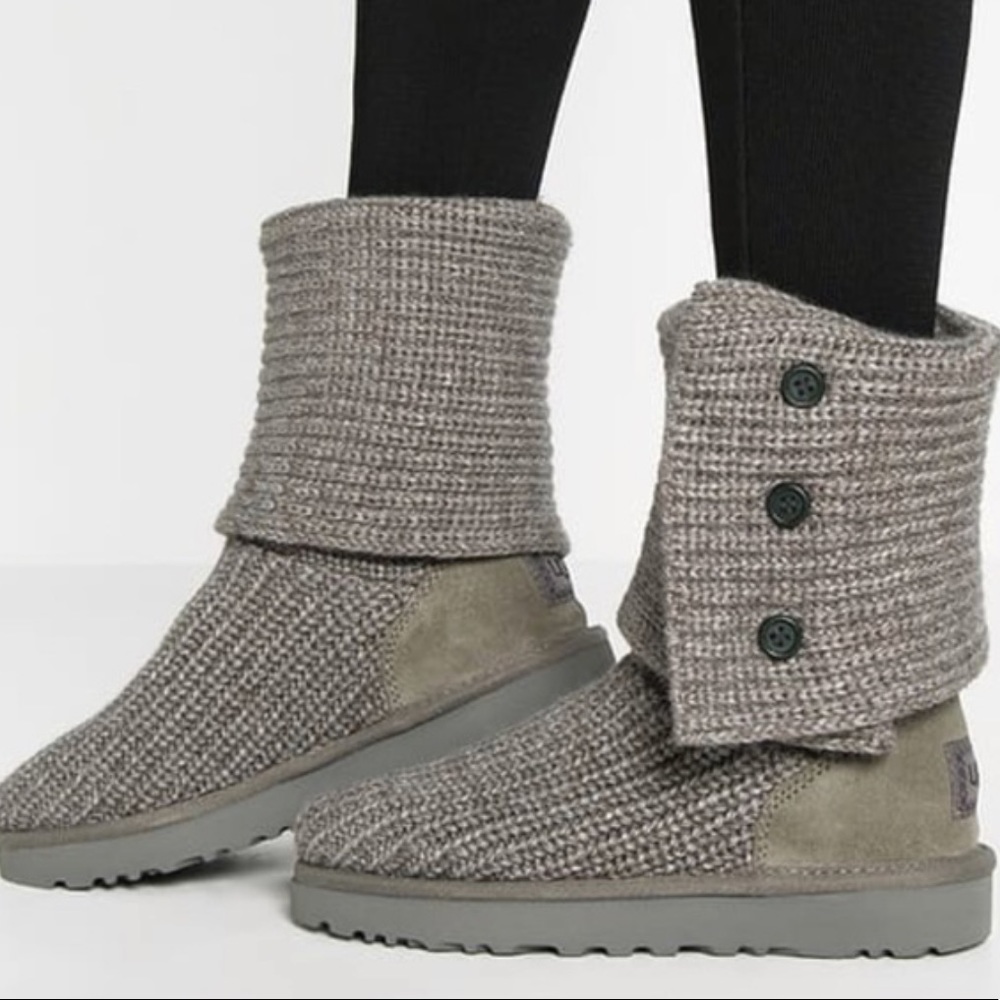UGG Classic Cardi Knit Boots Size 9